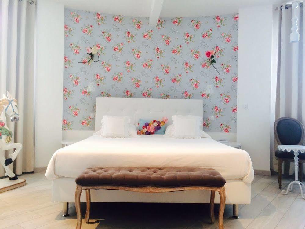 Hotel Mademoiselle 4*