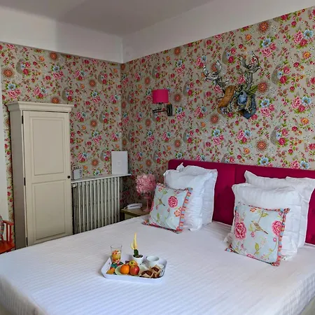Hotel Mademoiselle Juan-les-Pins Esterno foto
