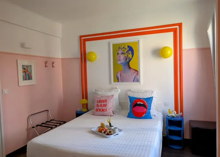 Hotel Mademoiselle