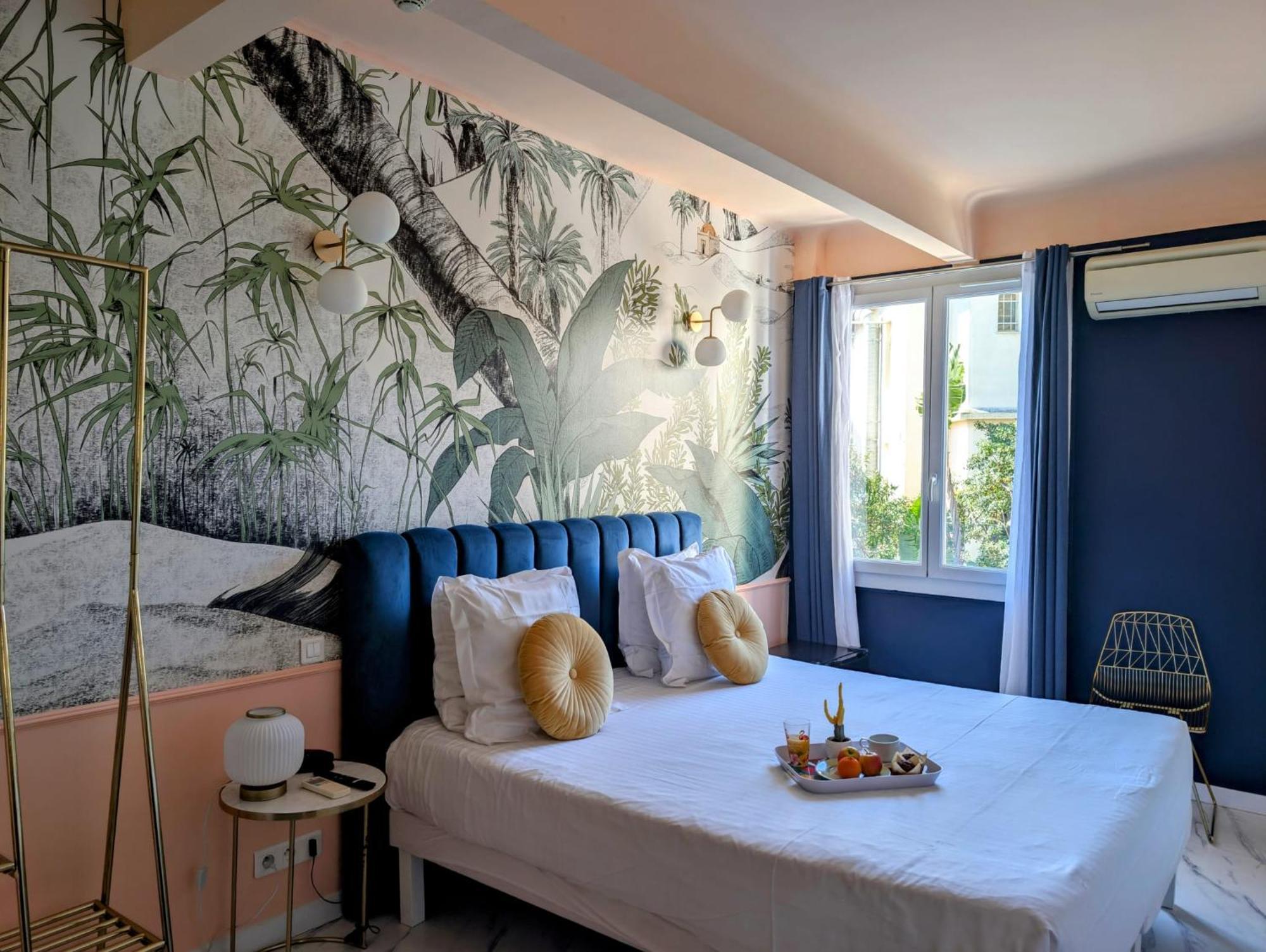 Hotel Mademoiselle