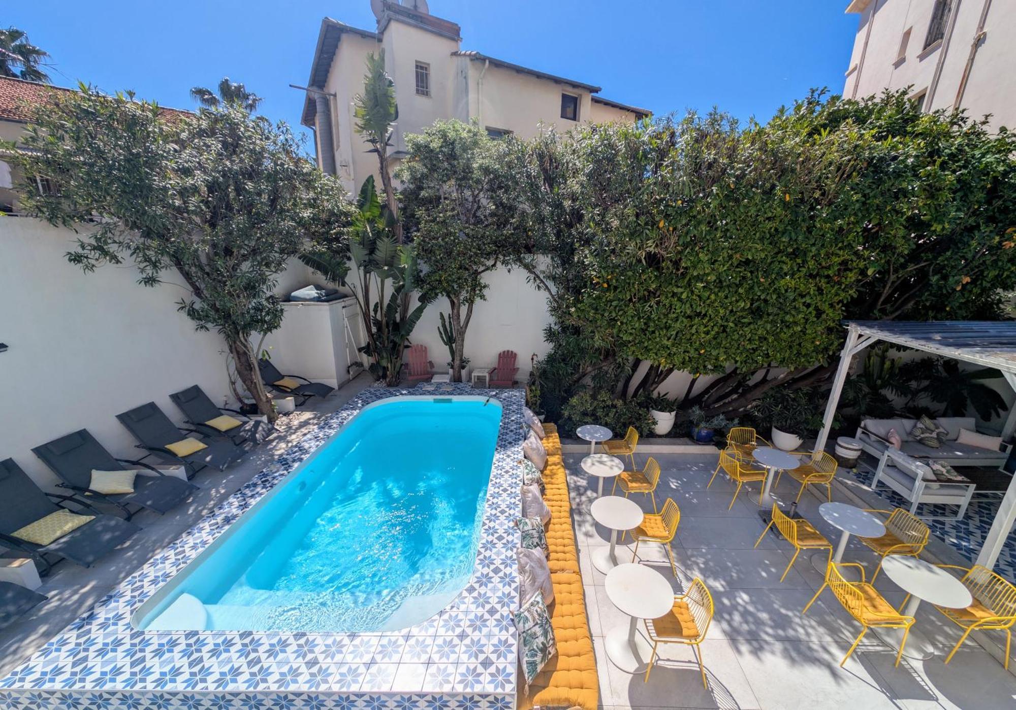 Hotel Mademoiselle 4*
