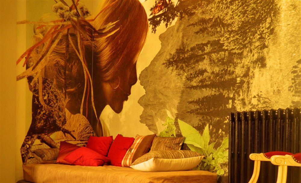 Mademoiselle Hotel 4*